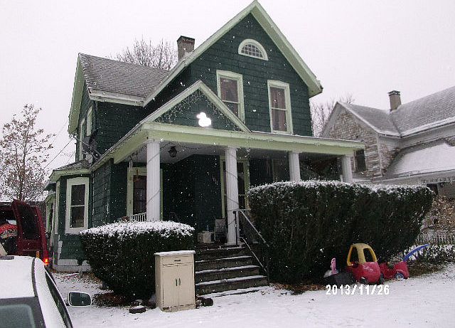 1st image of 1011 Grand Central Ave
