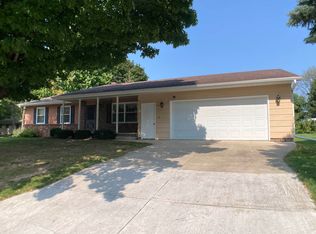 1001 E Ridlington Ave, Shawano, WI 54166