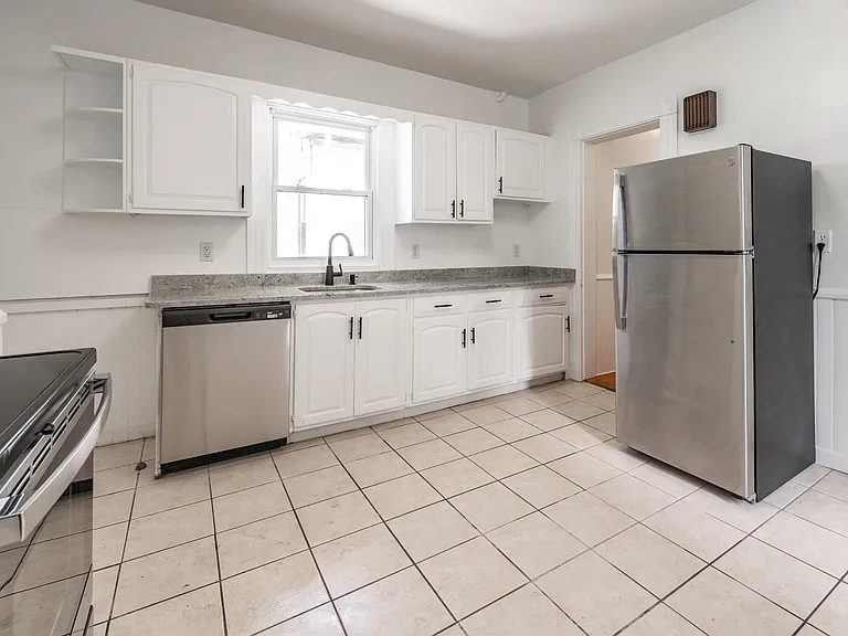 114 Edwards St #2A — Photo 11