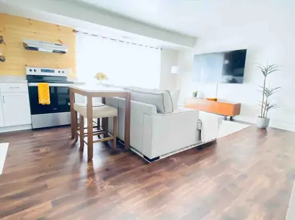 3641 Kenbrooke Ct, Kalamazoo, MI 49006