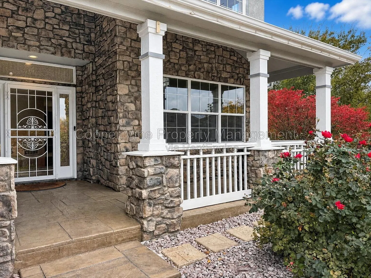 5 bed, 4.5 bath, 4593 sqft, $3,900 — Photo 3