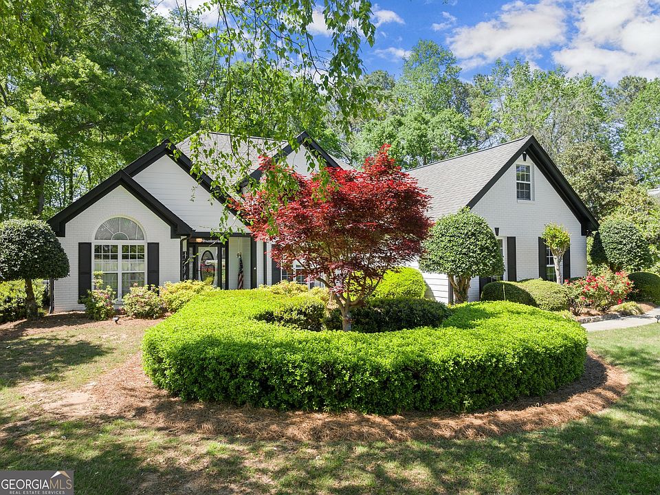 1st image of 92 Isaiah Dr