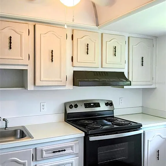 333 Lake Howard Dr NW #312C — Photo 5