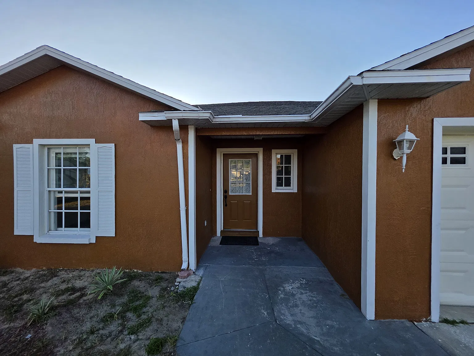 3 bed, 1452 sqft, $1,900 — Photo 3