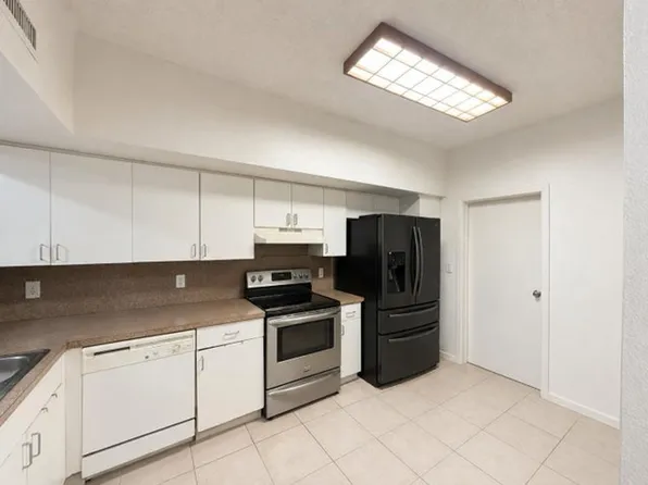 11862 SW 98th Ter, Miami, FL 33186