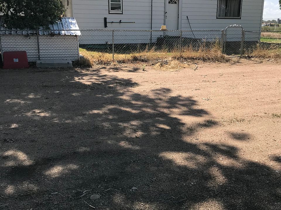 1st image of 2600 E 24th St