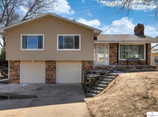 9717 Jaynes St, Omaha, NE 68134