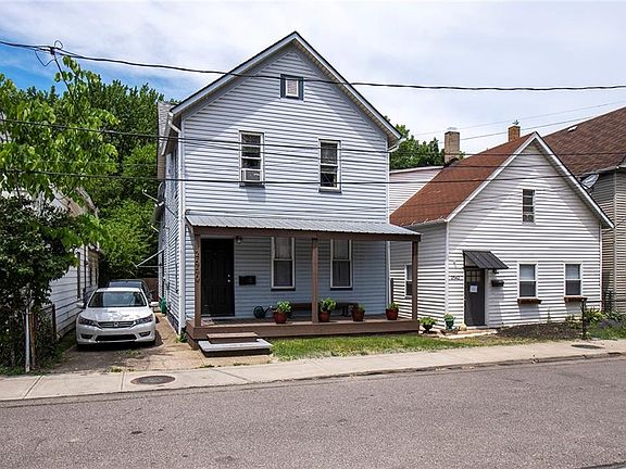 2nd image of 2550 W 18th Pl