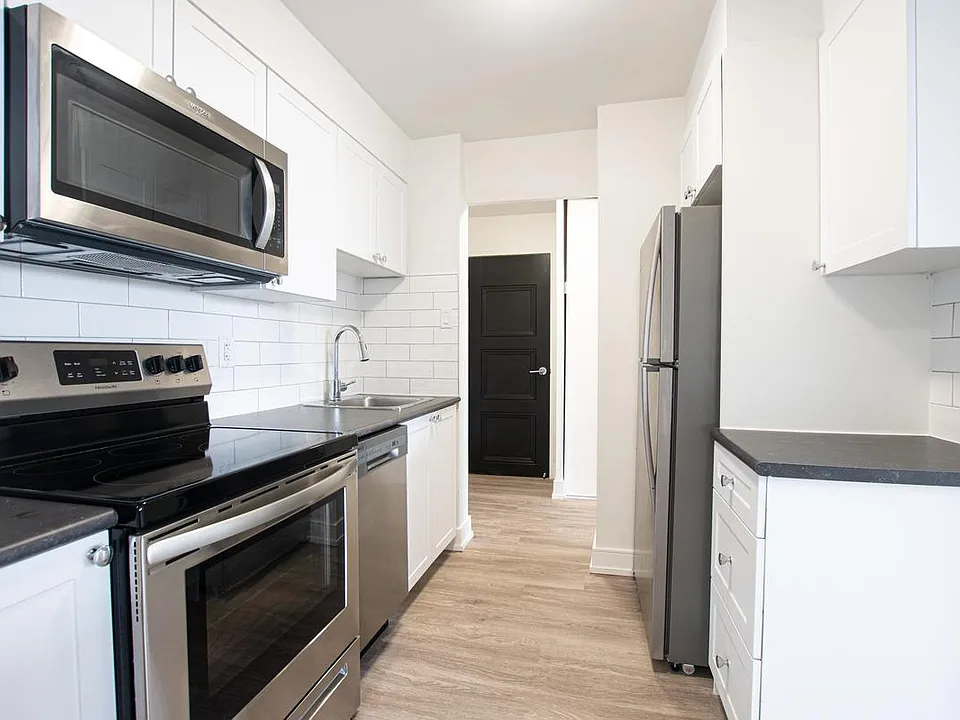 59 Concession St