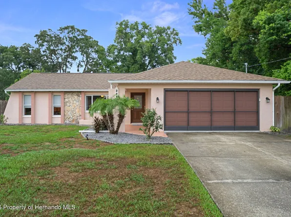 2292 Waterfall Dr, Spring Hill, FL 34608