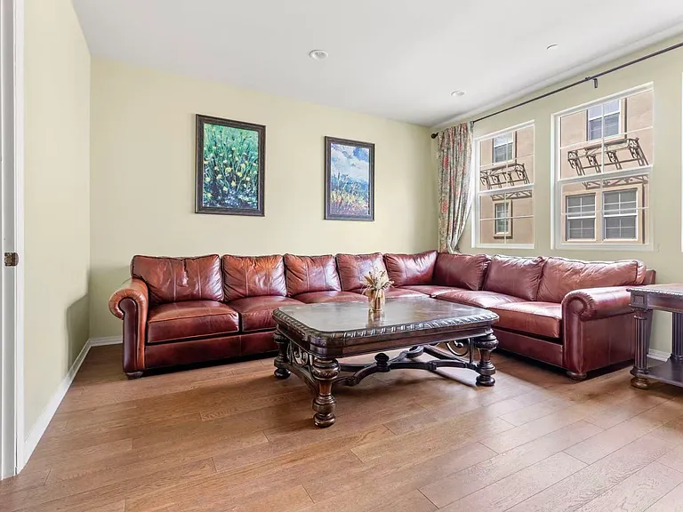 909 Santa Fe Ave #E — Photo 13