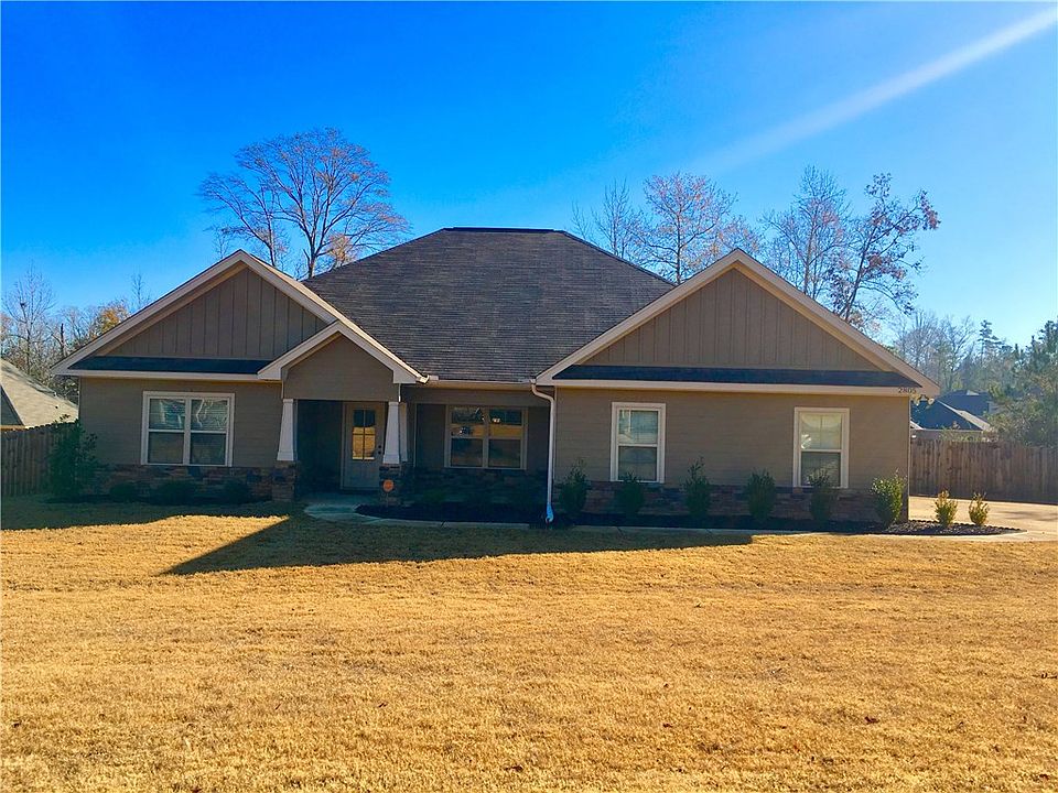 1st image of 2805 E Point Dr