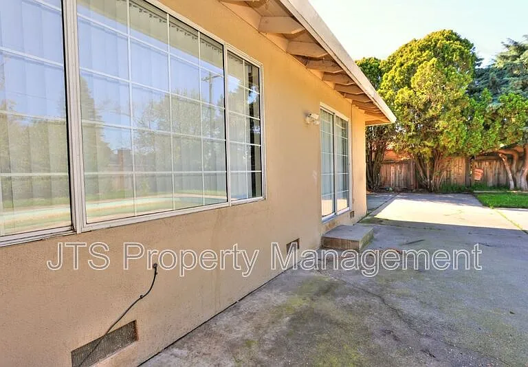 6565 S Land Park Dr — Photo 63