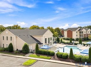 9601 Links Way APT M, Glen Allen, VA 23059