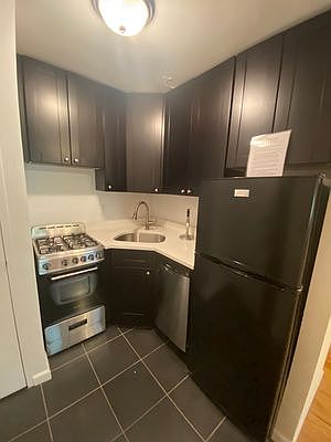 4th image of 44 E 63rd St #5BA