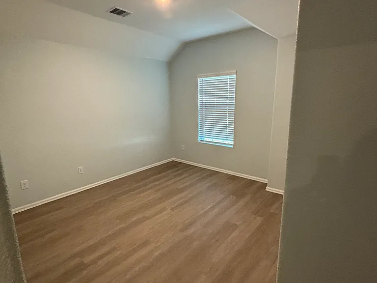 5219 Winding Stream Dr — Photo 10