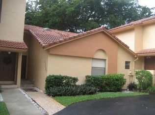 11287 SW 9th Ct, Pembroke Pines, FL 33025