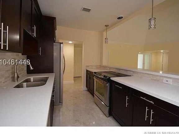 4th image of 5615 S Travelers Palm Ln