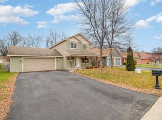 2070 Langston Ln NE, Saint Michael, MN 55376