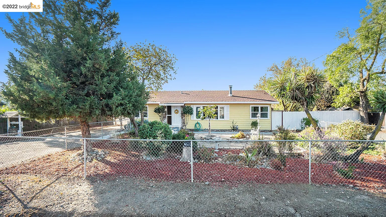 181 Gregory Ln photo 1