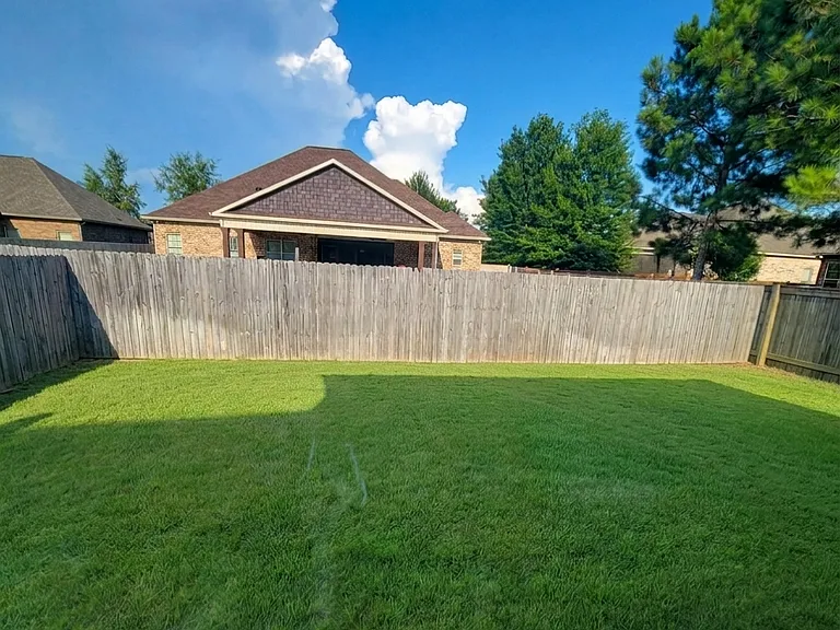 331 Rolling Acres Dr — Photo 13