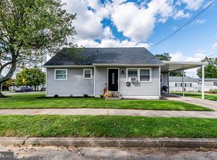 37 W 8th St, Burlington, NJ 08016