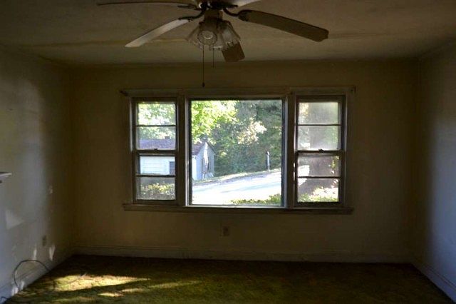 1st image of 827 Prospect St NW