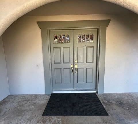 5th image of 9640-1118 Elmira Cir
