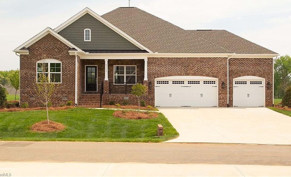 1st image of 8124 Simon Dr