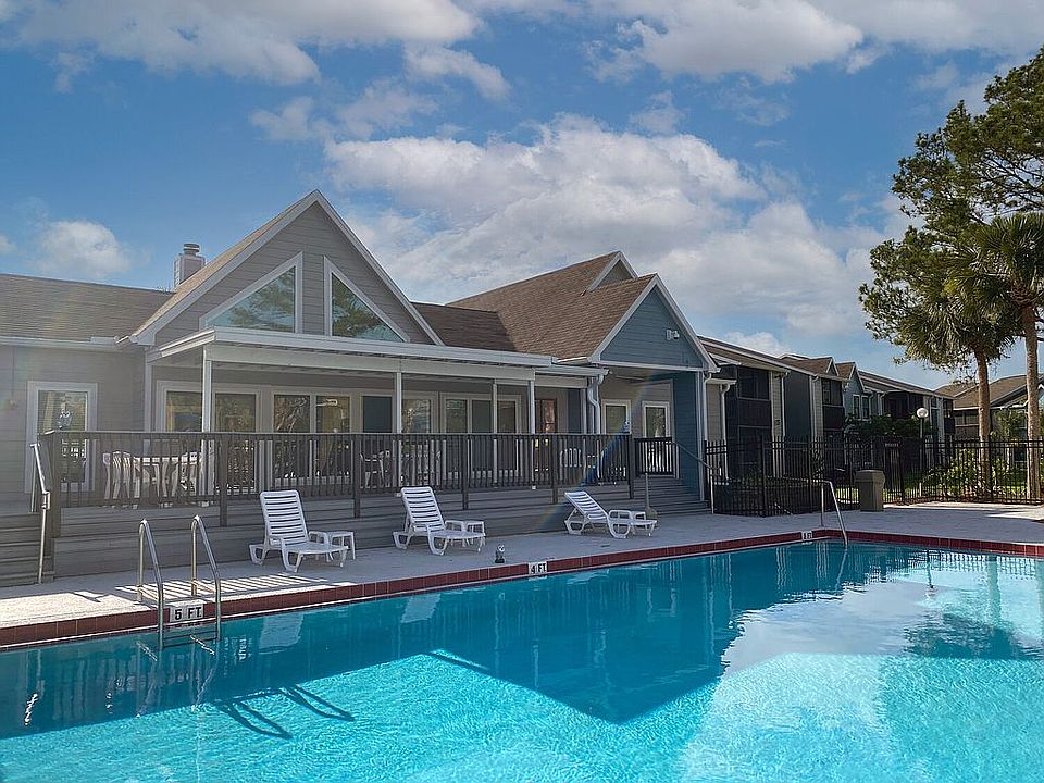 2nd image of 3724 Idlebrook Cir APT 114
