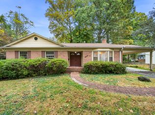 8324 Epinard Ct, Annandale, VA 22003