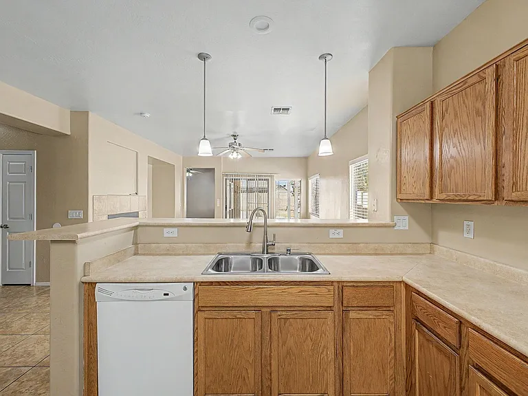 44290 W Neely Dr — Photo 11