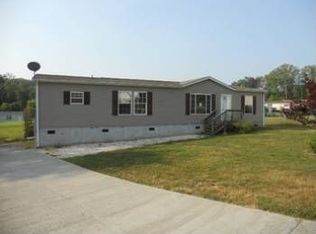 461 Abbott Rd, Lenoir City, TN 37771