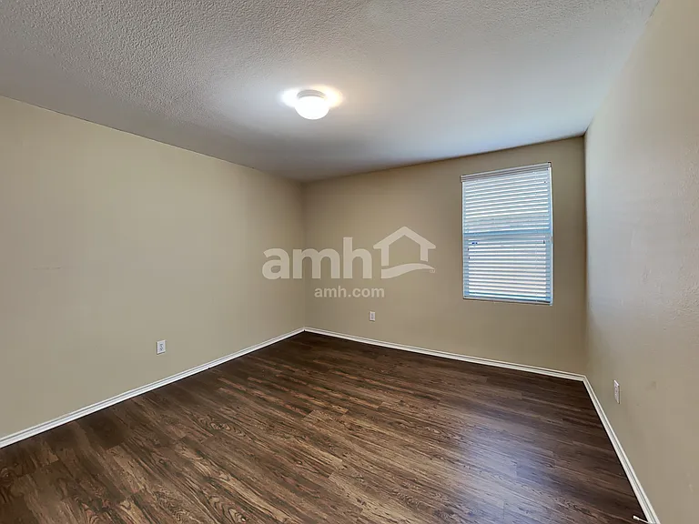 8427 Cotton Valley Ln — Photo 12