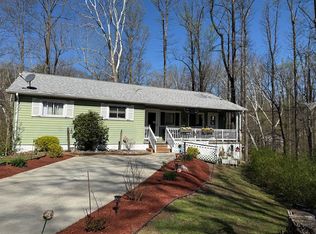 125 Peach Lane, New Martinsville, WV