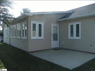 4th image of 2 Sunbriar Dr