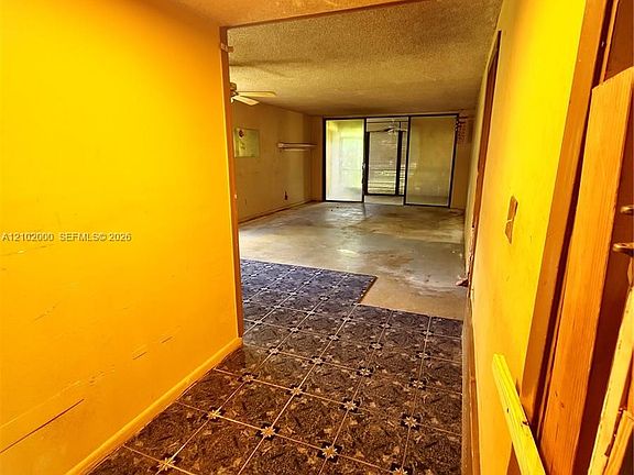 3rd image of 20801 San Simeon Way APT 101