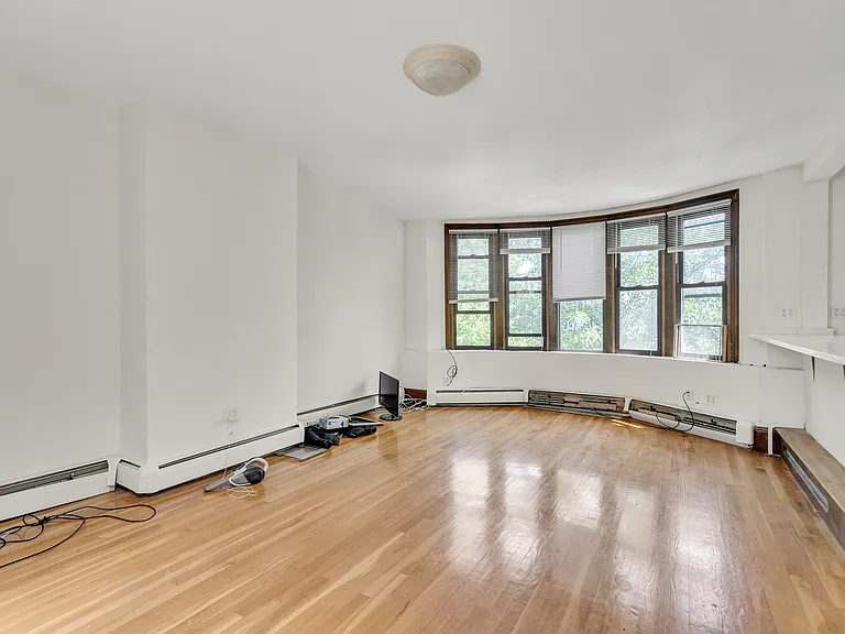 39 E Springfield St #5 — Photo 4