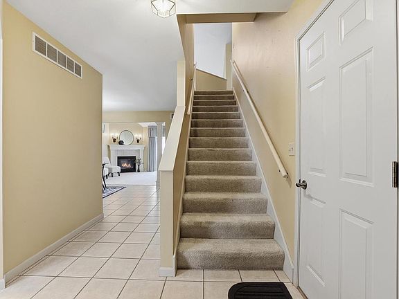 5th image of 2619 SUNSET BOULEVARD