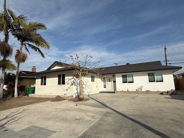 1st image of 15630 Camelia Ln