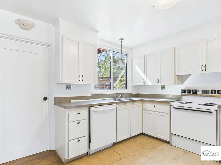 204 Solana Dr — Photo 9