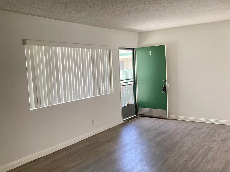 421 Indiana St #9 — Photo 5