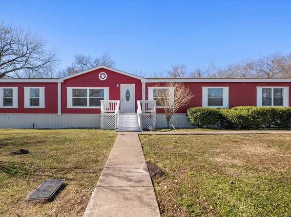 908 S 27th St, Corsicana, TX 75110