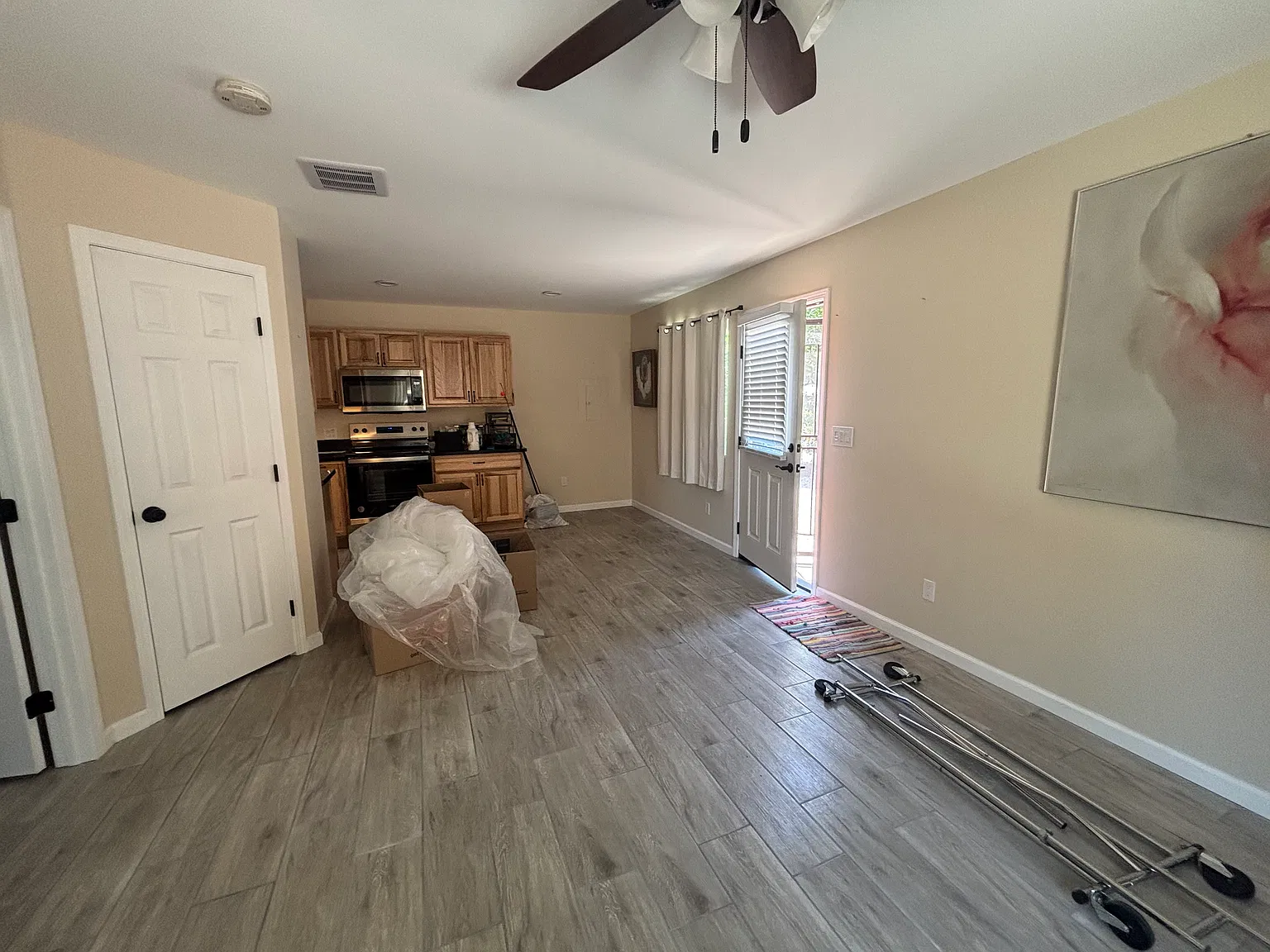 1 bed, $2,100 — Photo 4
