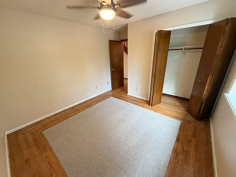 6210 Willow Ln — Photo 4