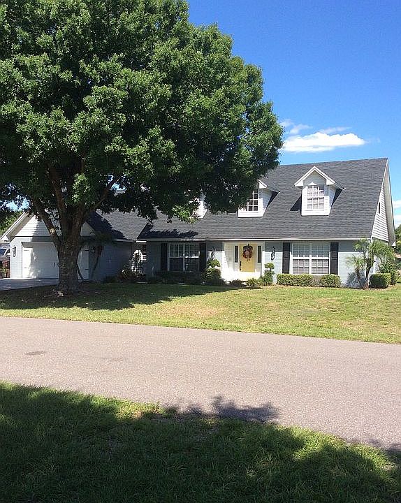 1st image of 309 Persimmon Dr