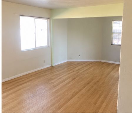1st image of 712 22nd St #712