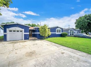 7221 Fairway Blvd, Miramar, FL 33023