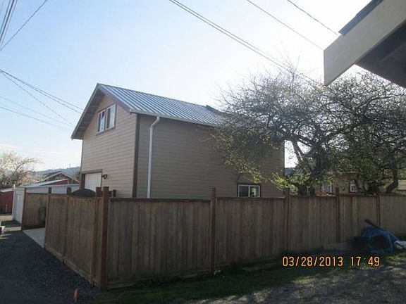 2-story garage