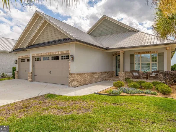 237 Jake Colton Dr, Kingsland, GA 31548